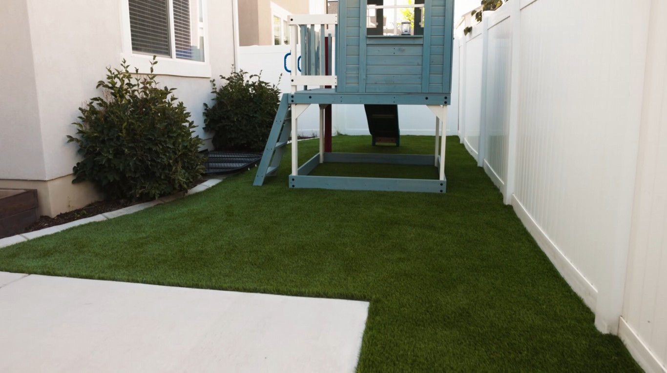 Residential artificial grass installation in El Monte backyard